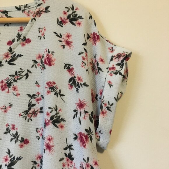 Grey Ditzy Floral Boxy Rolled Cuff Zipper Collar Crepey Top - Picture 5 of 15